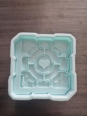 Portal Weighted Companion Cube 3D Printed Cookie Cutter Baking Fondant
